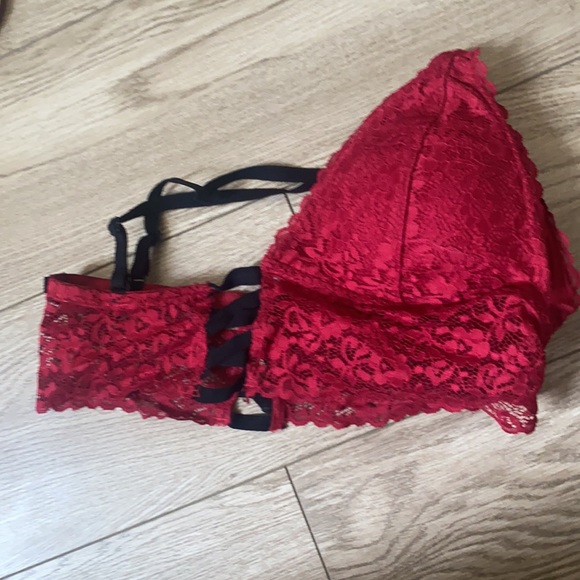 Red crop bralette large - Picture 3 of 4